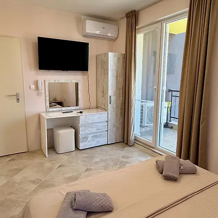 Maria Apartman *
