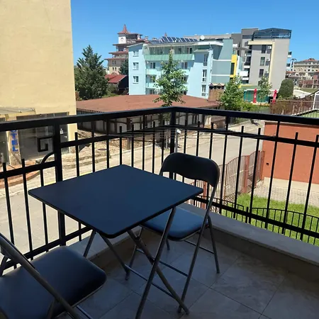 Maria Apartman Obzor